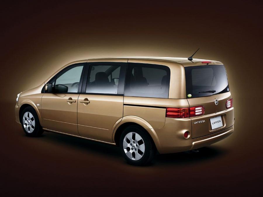  Nissan Lafesta 2005 года  (фото 4 из 6)